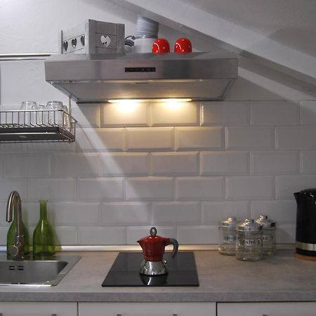 شقة 2-Tourist House Bologna-Altavista - Self Check-In المظهر الخارجي الصورة