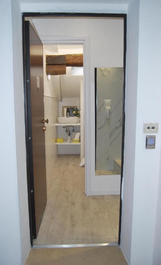 شقة 2-Tourist House Bologna-Altavista - Self Check-In المظهر الخارجي الصورة
