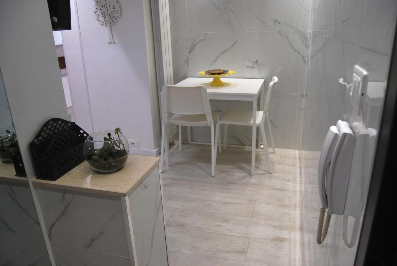 شقة 2-Tourist House Bologna-Altavista - Self Check-In المظهر الخارجي الصورة